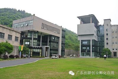 東科集團董事長-吳亮明先生，于2014年5月6日-10日隨廣東省科技企業孵化器協會前往【青島、浙江科技企業孵化器考察調研報告】