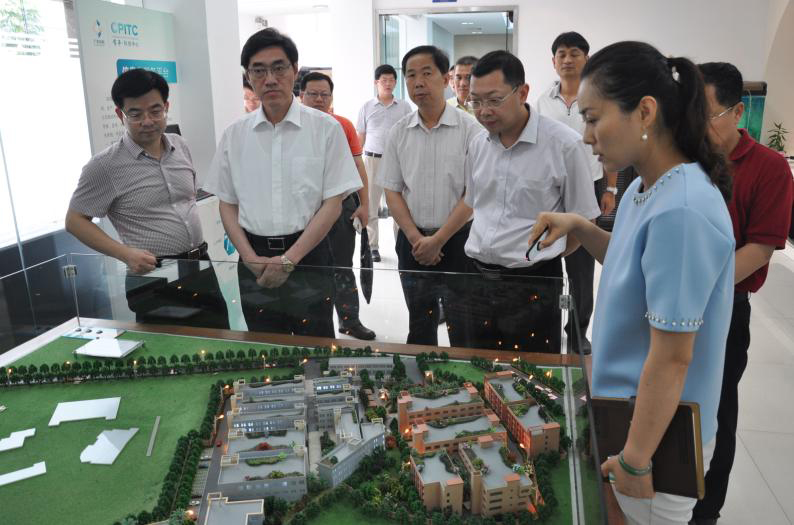 常平鎮陳偉國副書記及揭西市市委組織部部長一行蒞臨常平科技園參觀指導