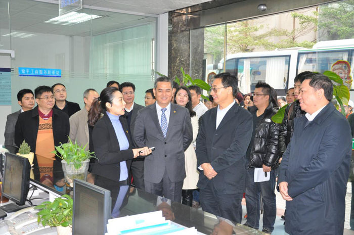 東莞市委常委、宣傳部部長潘新潮一行蒞臨常平科技園參觀交流 東莞市委常委、宣傳部部長潘新潮一行蒞臨常平科技園參觀交流