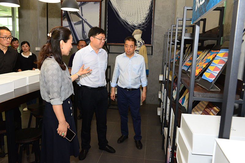 貴州省銅仁市玉屏縣考察團到常平科技園開展東西部協(xié)作交流活動 貴州省銅仁市玉屏縣考察團到常平科技園開展東西部協(xié)作交流活動