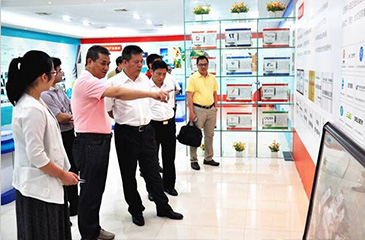 茶山鎮(zhèn)鎮(zhèn)長黎壽康一行蒞臨常平科技園參觀指導